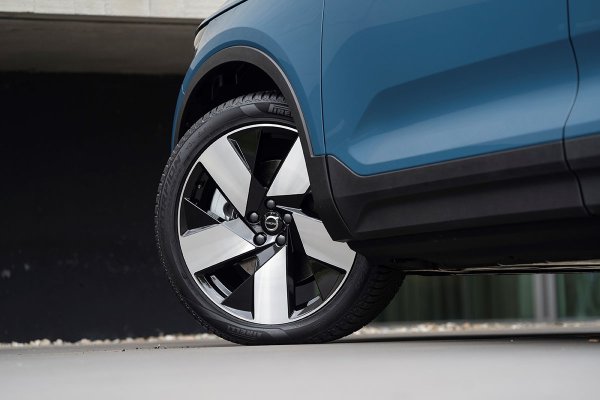 Volvo C40 Recharge, Fjord Blue