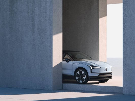 Volvo EX30 exterior