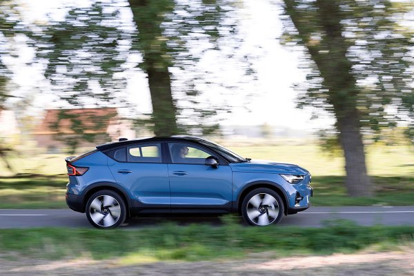 Volvo C40 Recharge, Fjord Blue