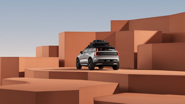 Volvo EX30 Cross Country Exterior