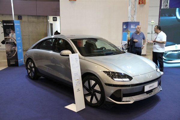 Hyundai Ioniq 6