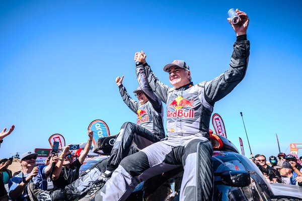 Carlos Sainz and Lucas Cruz (ESP)