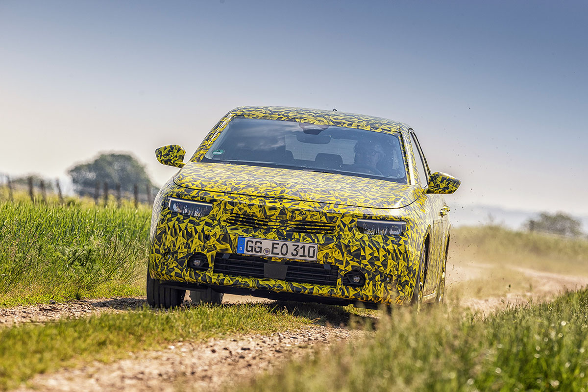 Opel Astra 11a 015