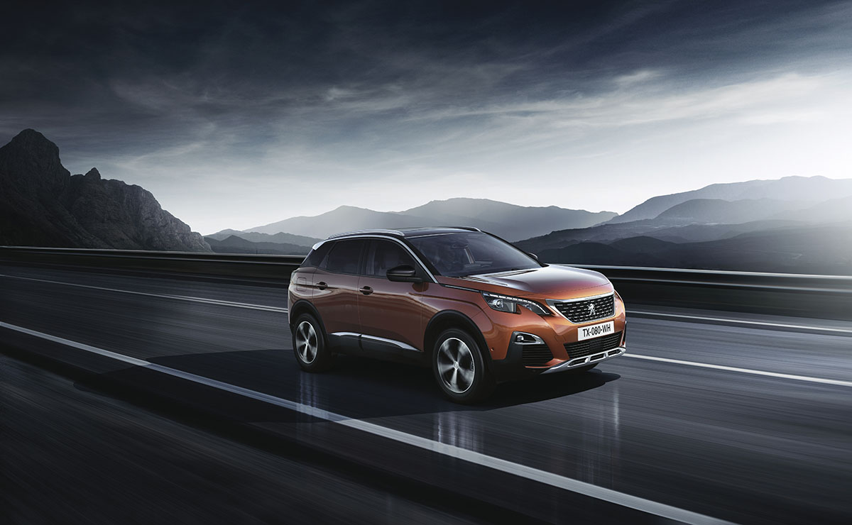PEUGEOT 3008 004