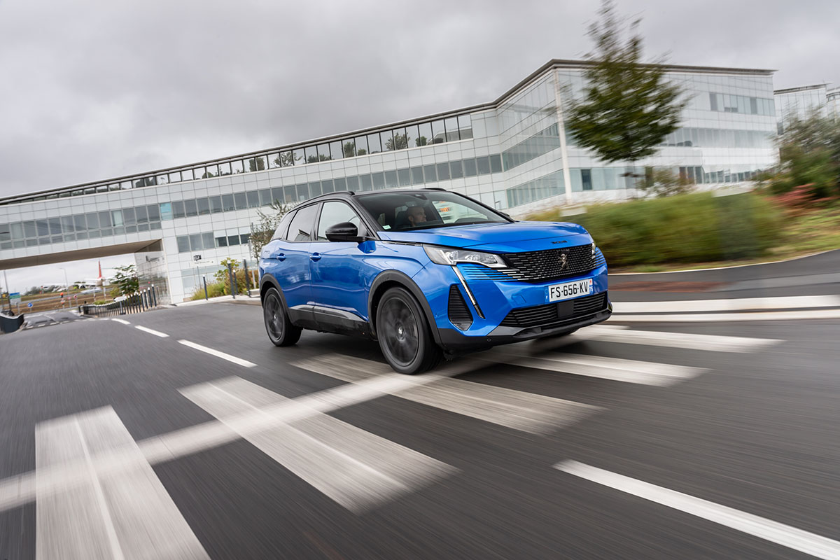 PEUGEOT 3008 034