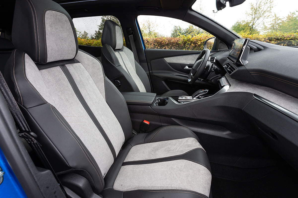 PEUGEOT 3008 039