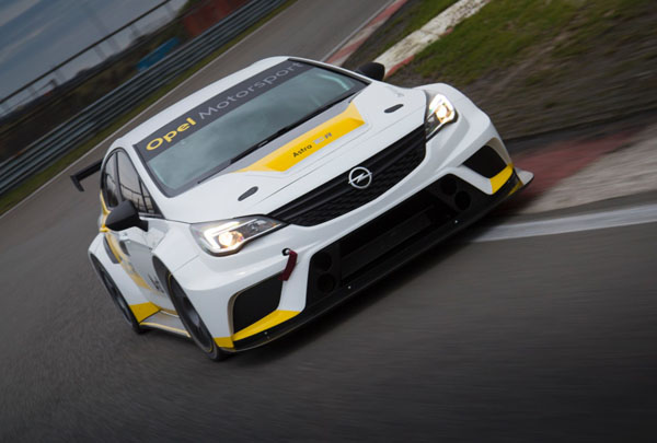 Target Competition aposta em sete Opel Astra TCR