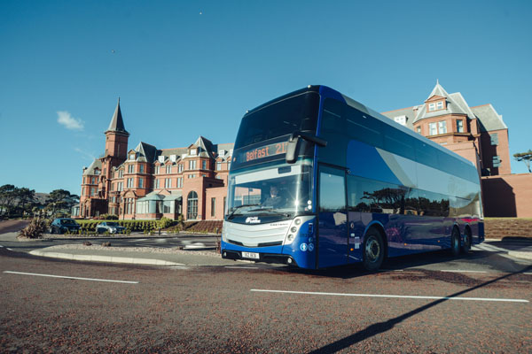 CaetanoBus lança autocarro turístico de luxo