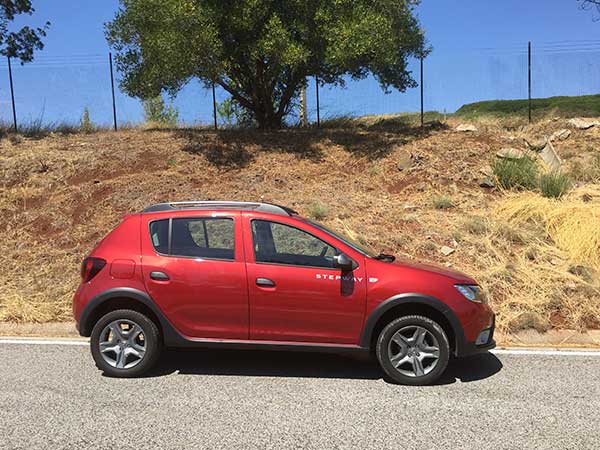 DaciaSanderoStepway02