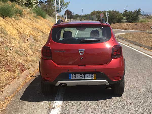 DaciaSanderoStepway12