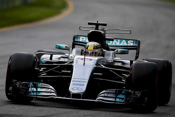 F1-GPAustralia-Hamilton-003