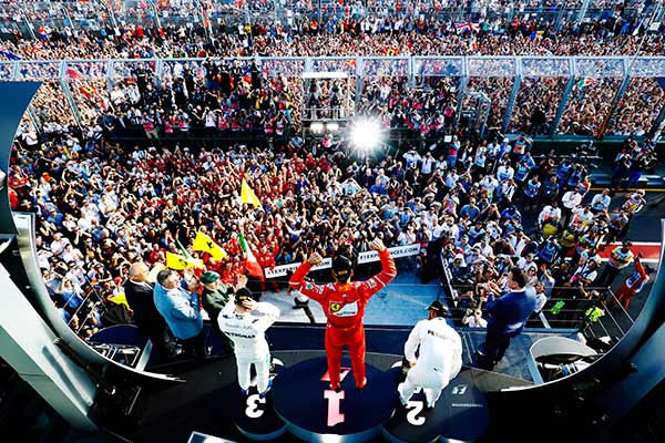 F1-GPAustralia-Vettel-007