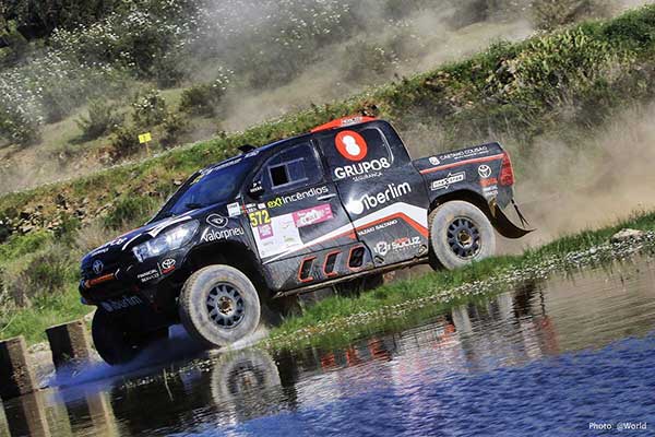 Hilux-CaetanoRacing-04