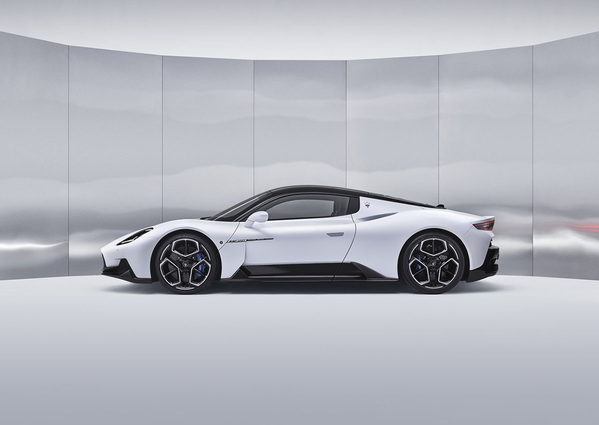 Maserati MC20 2021 1280 0d