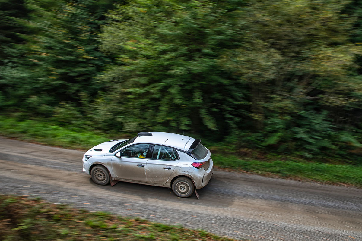 Opel Corsa R4 009