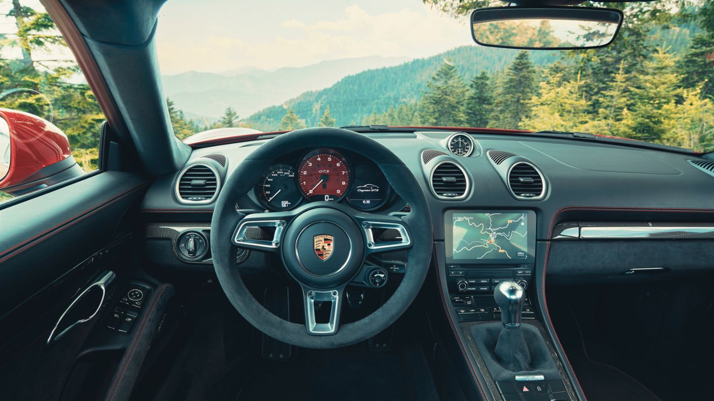 Porsche19 0919