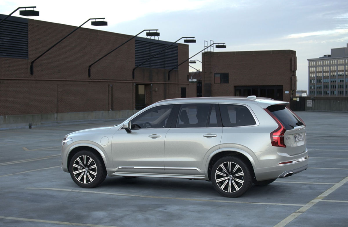 VolvoXC90 03