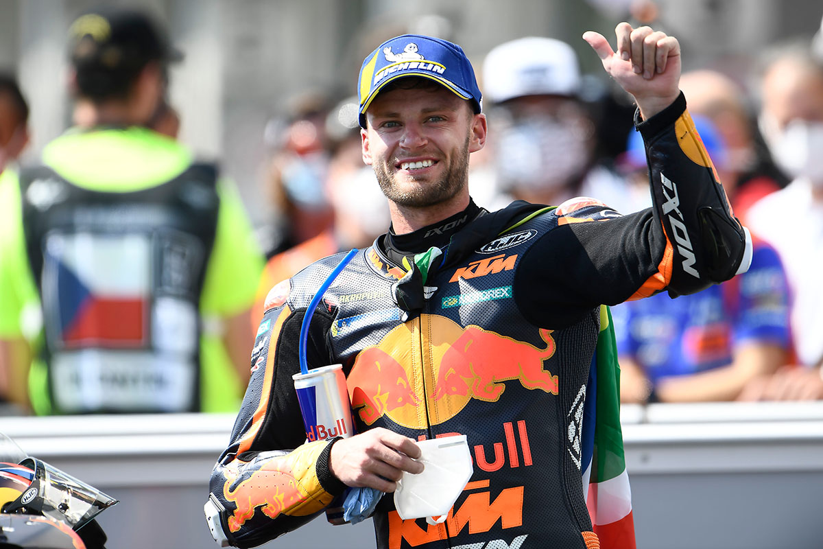 BradBinder Brno 01