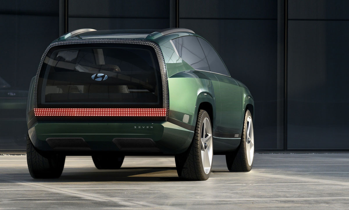 Hyundai Seven 03