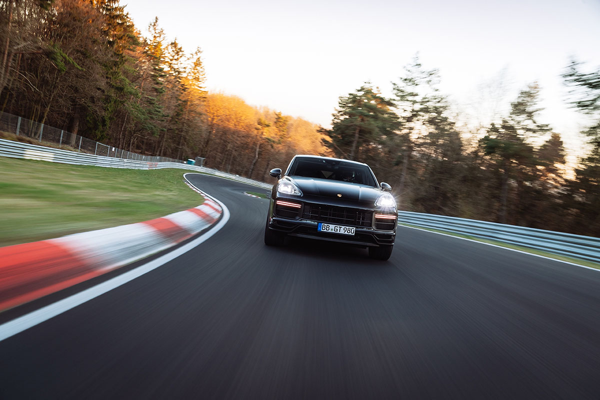 Porsche Nurburgring02