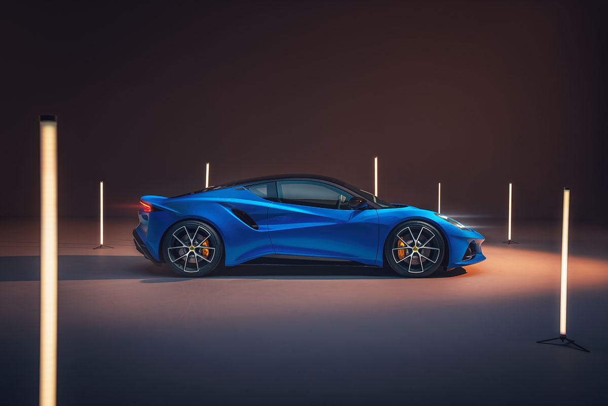 lotus emira pneu3