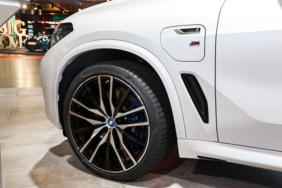Pirelli Elect 3