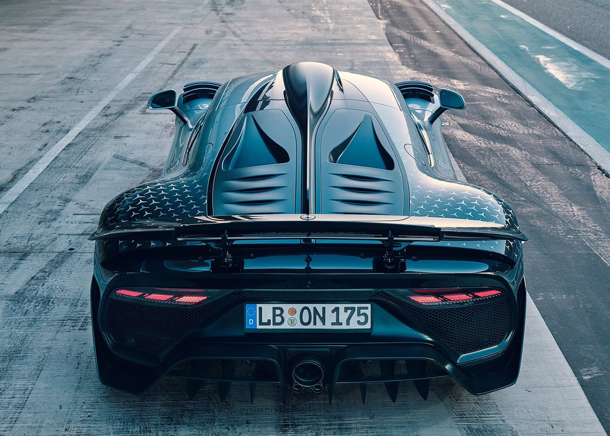 MercedesBenz AMG ONE 2023 001