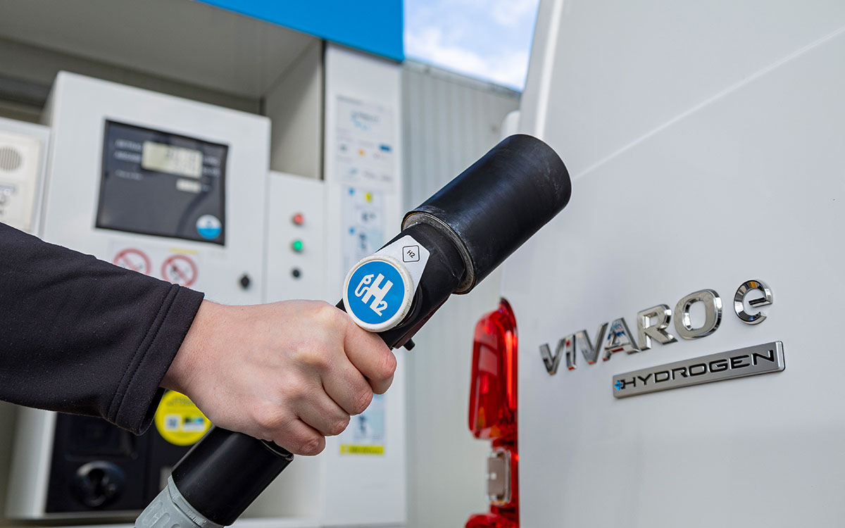 opel vivaroe hydrogen 01