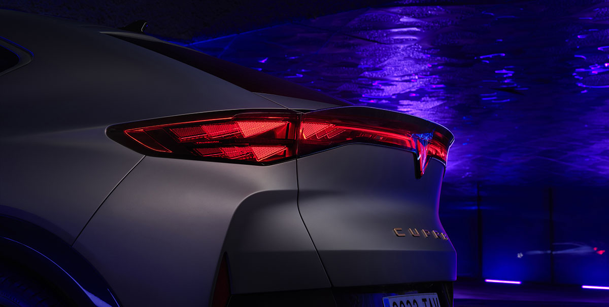 CUPRA Tavascan 10