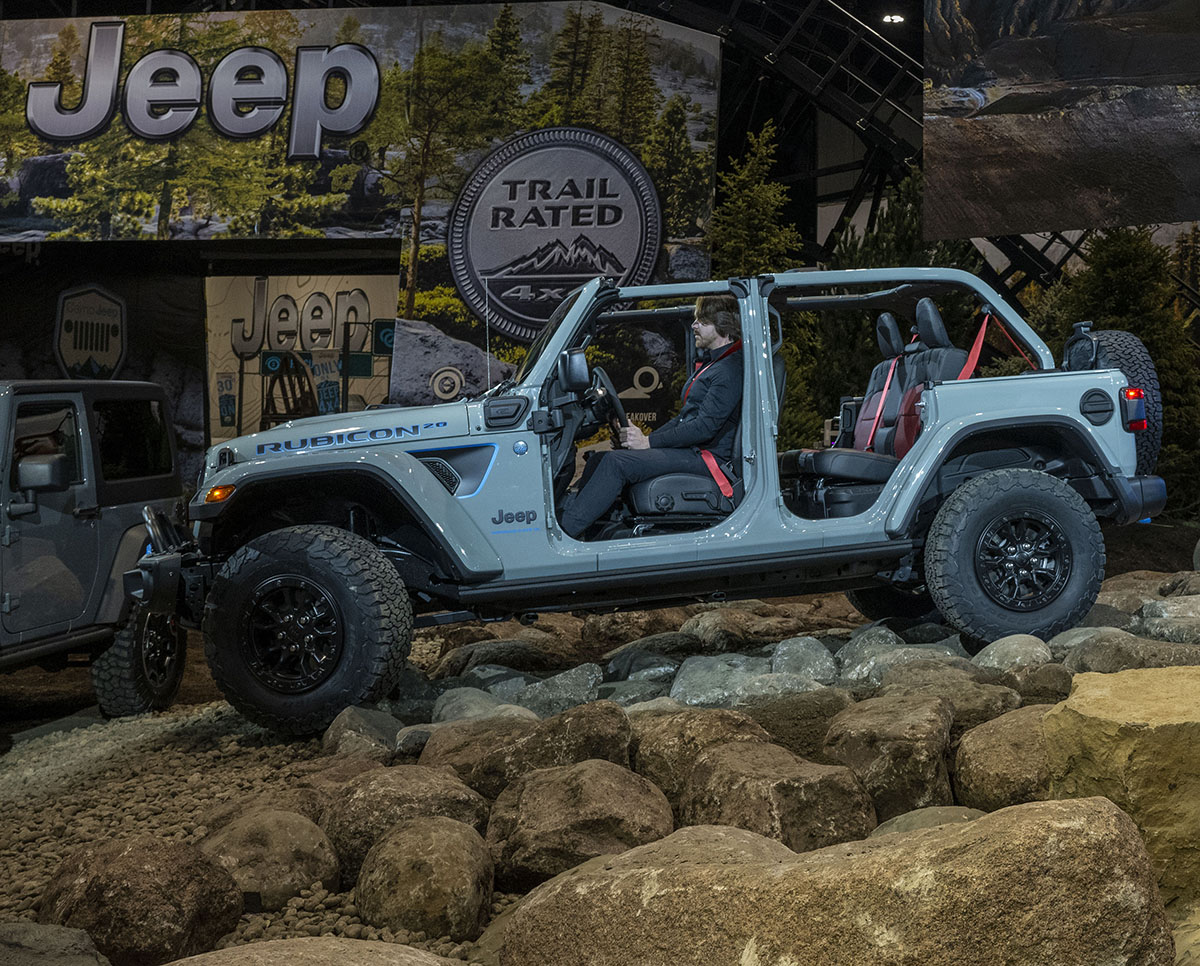2023JeepWranglerRubicon4xe20thAnniversaryEdition
