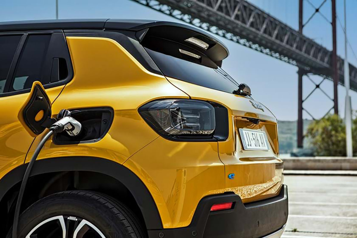 JeepAvenger2023 05
