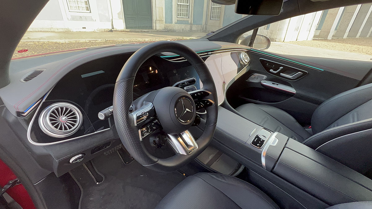 Mercedes Benz AMG EQE 43 03