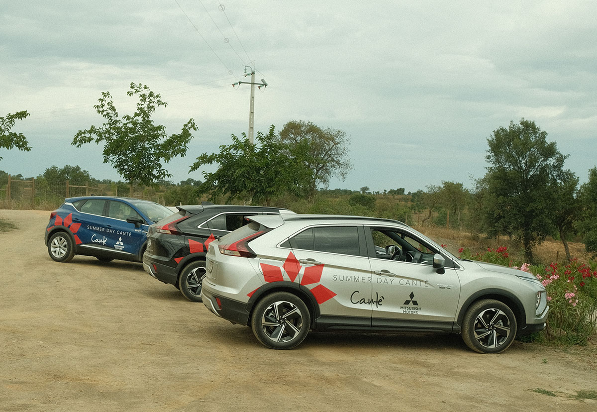 Mitsubishi Cante 03