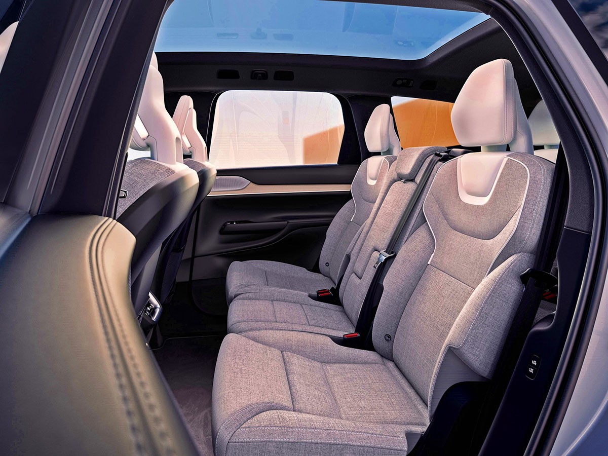 Volvo EX90 003