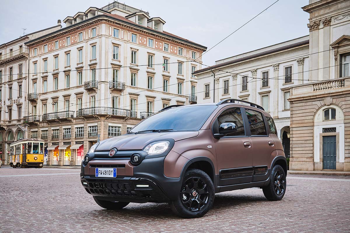 190917 Fiat Panda Trussardi 01
