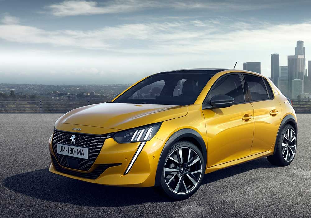 Peugeot 208 01