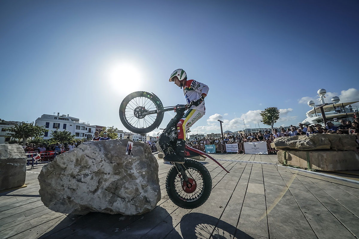 Trial Ibiza 04
